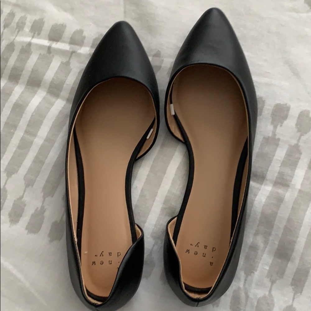 Never worn A New Day Pointy Flats, Size 8